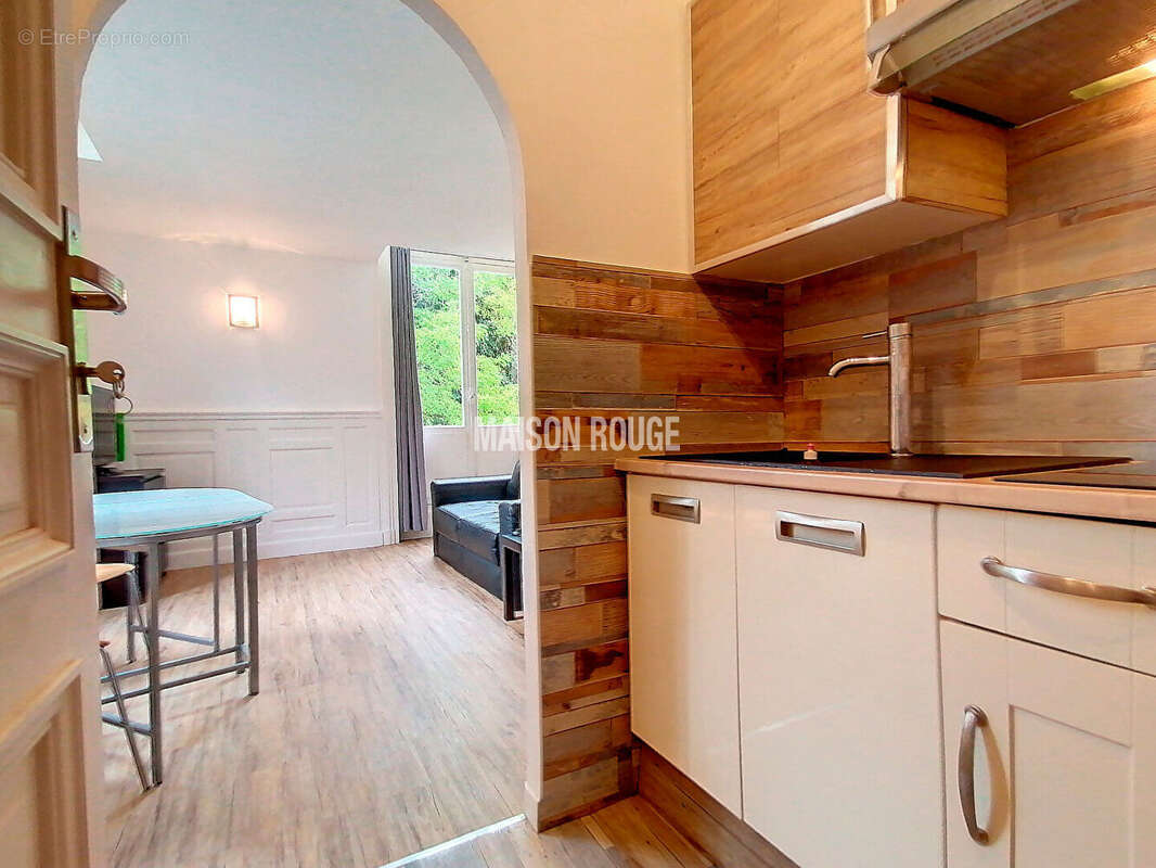 Château 19 e siècle  21 pièces 8400 m² de parc - photo 14
