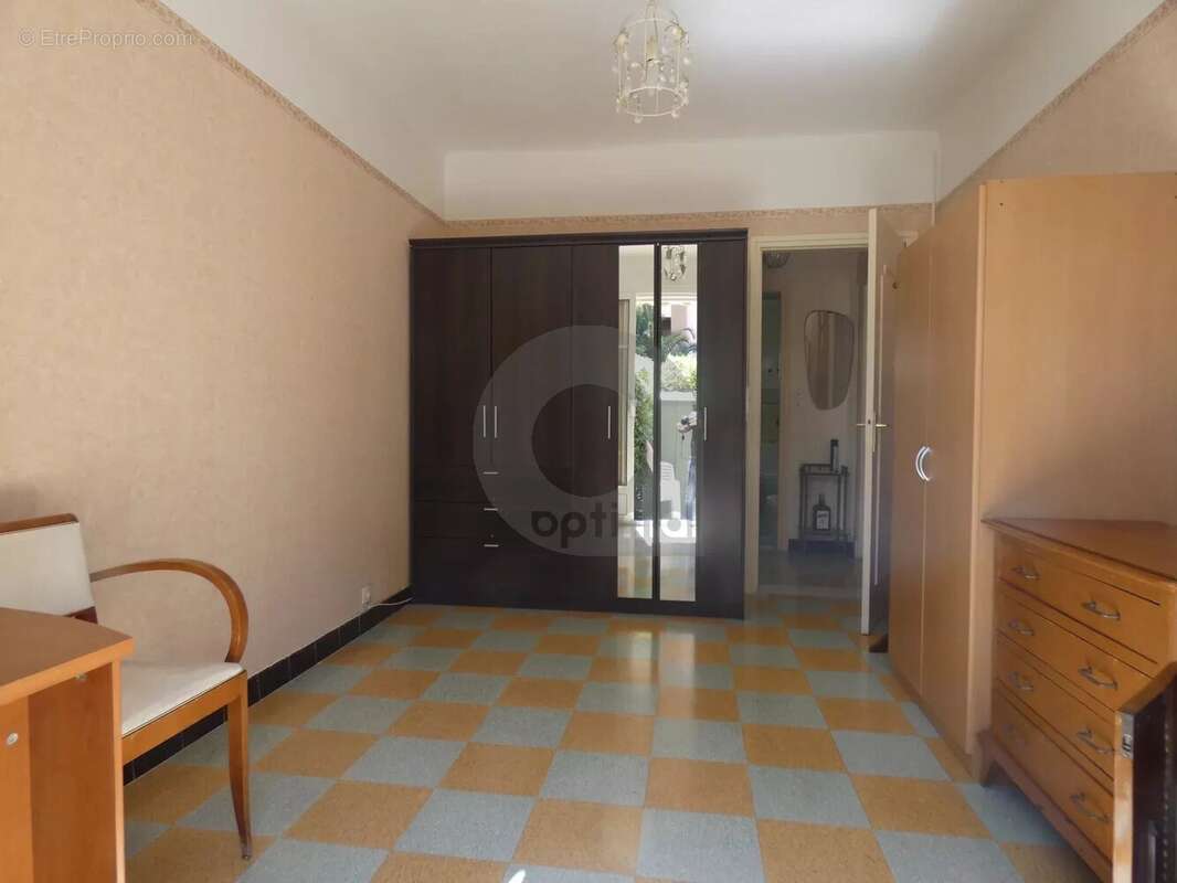 Appartement à ROQUEBRUNE-CAP-MARTIN