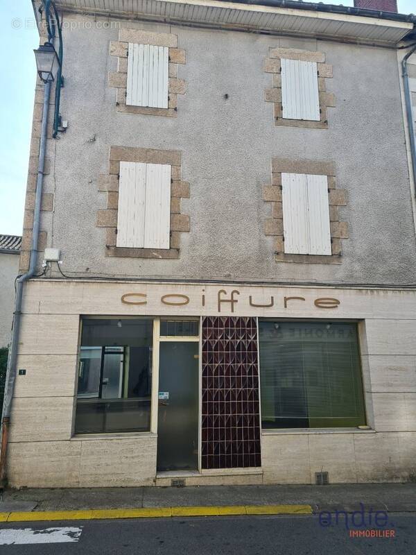 Maison à SAINT-LAURENT-SUR-GORRE