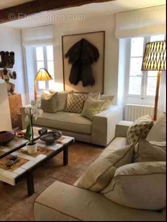 Maison à LA GARDE-FREINET