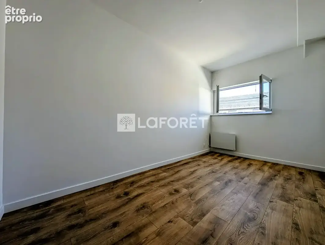 Appartement rénové, 3 chambres, copro à faibles charges - photo 6