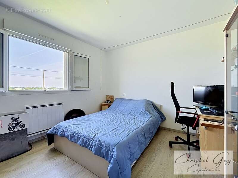 Grande maison familiale à vendre DPE B – 242 m², 8 chambres, terrain de 3 589 m² à 30 min du Mans (72) - photo 11