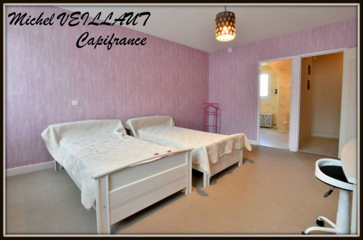 Maison à vendre 4 pièces MOULINS (03), garage, 2 chambres, patio - photo 4