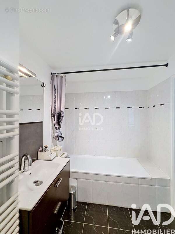 Photo 9 - Appartement à EMERAINVILLE