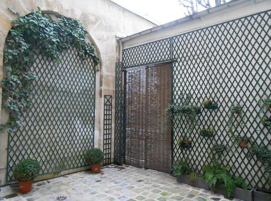 Appartement à PARIS-4E