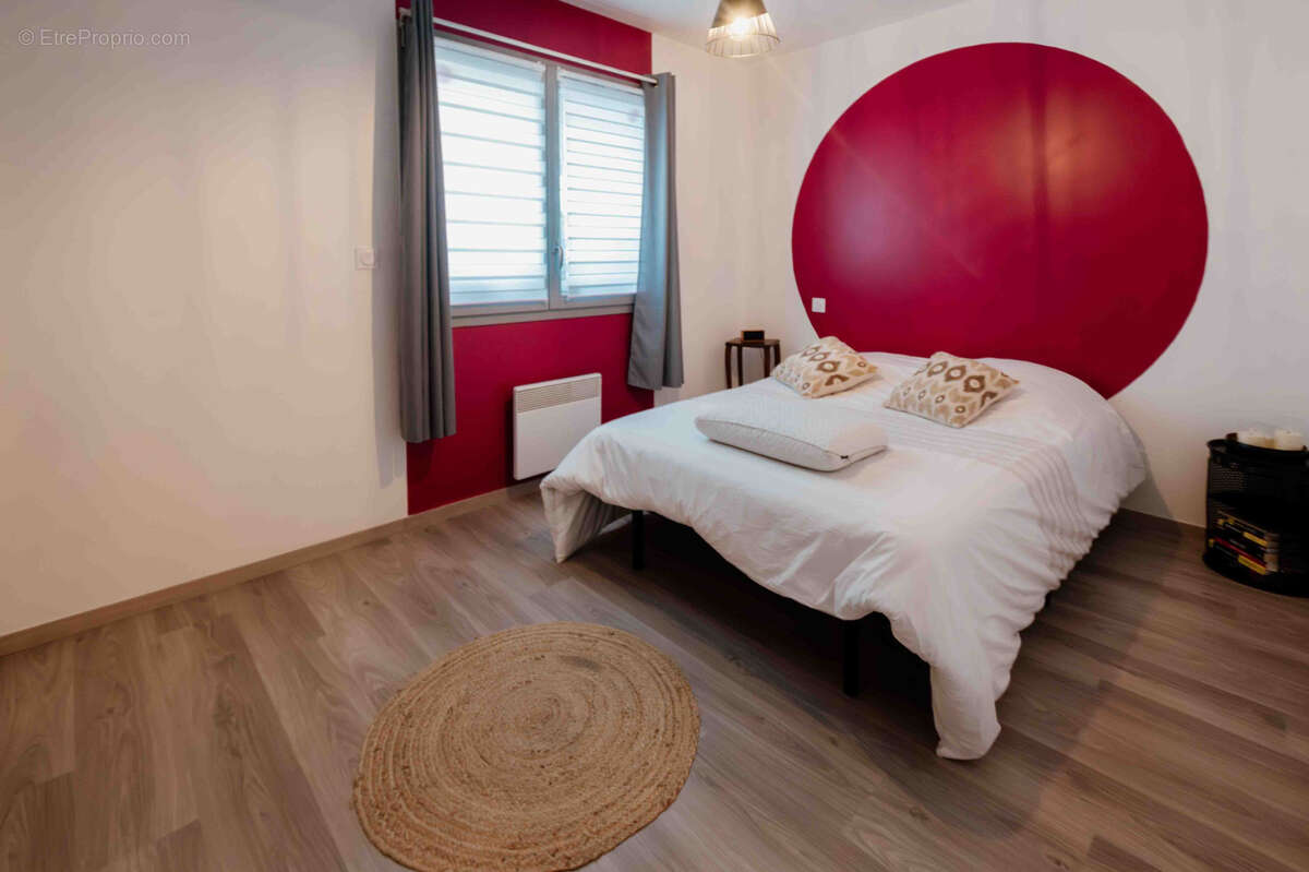 Appartement à LA RIVIERE-DRUGEON