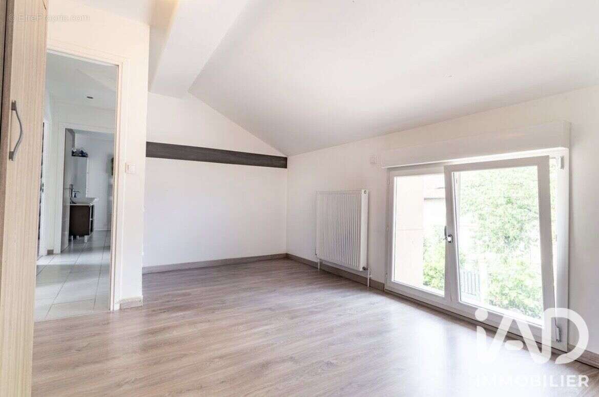 Maison 110 m² à Luppy  - photo 6