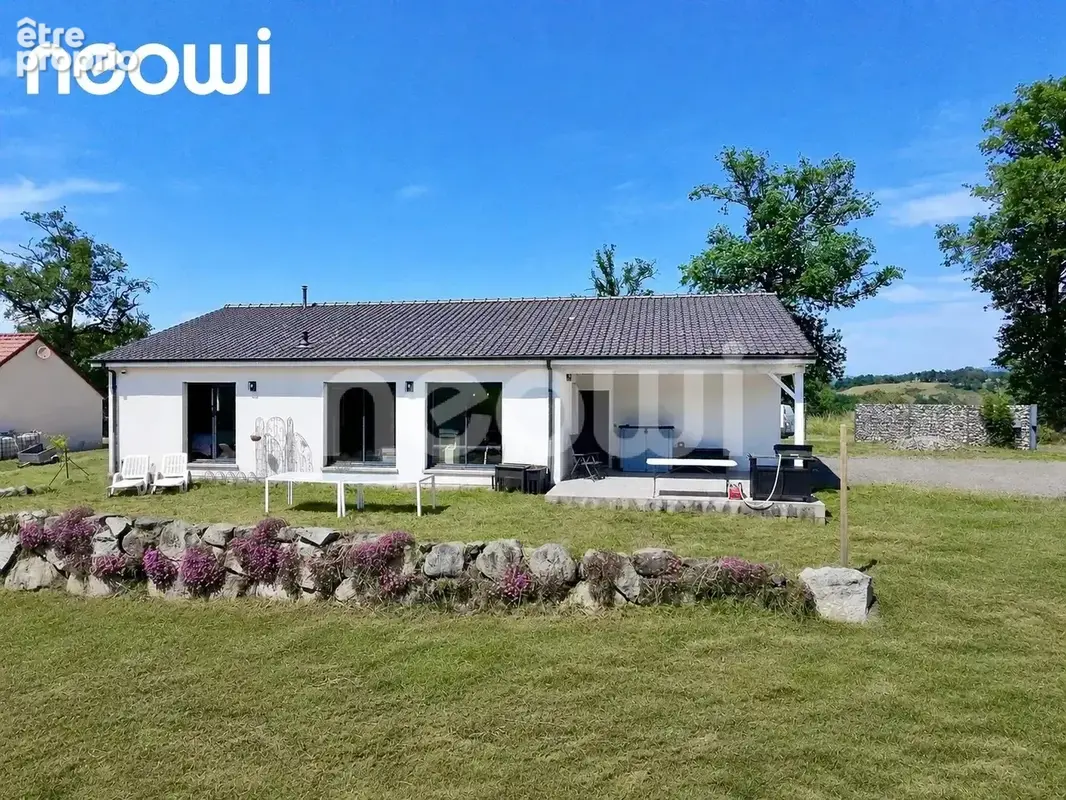 AYRENS – Maison contemporaine avec étang privé, un véritable havre de paix - photo 3