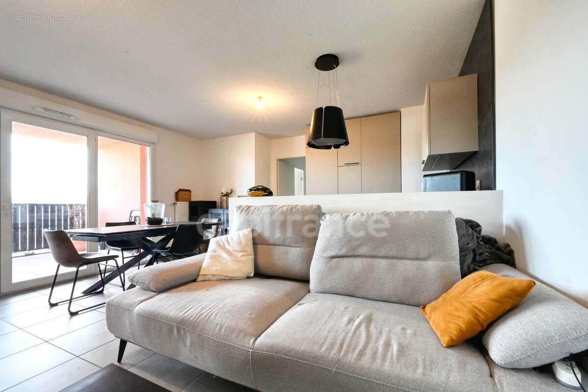 Appartement T3 en résidence sécurisée - photo 3