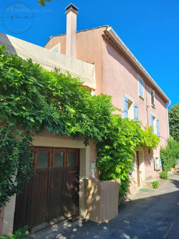 Maison à SAINT-GENIES-DE-FONTEDIT