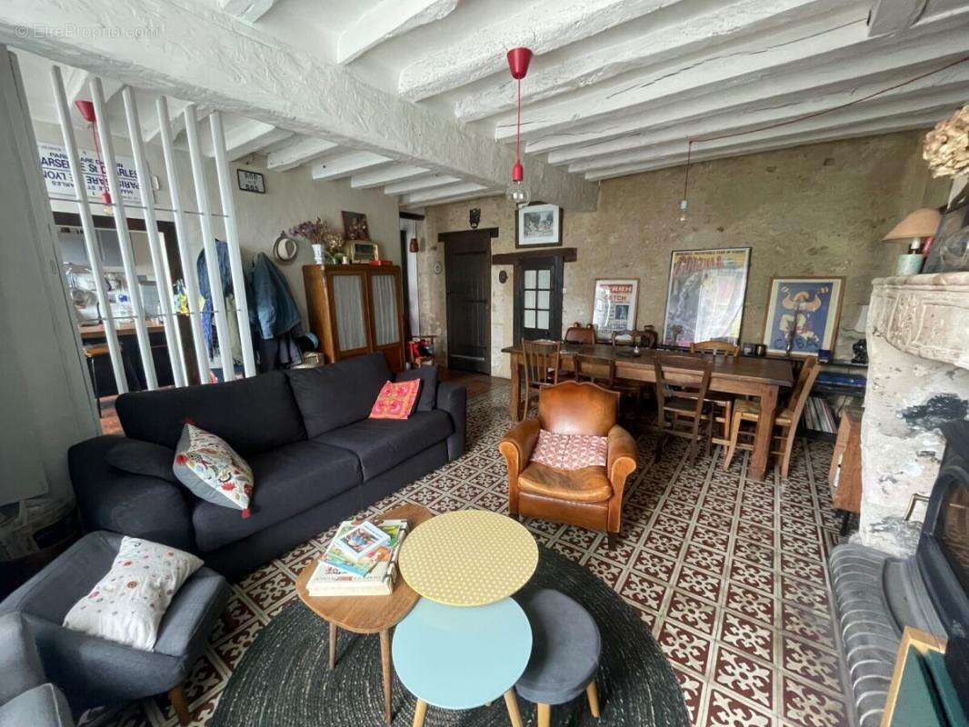 Maison à MAUVES-SUR-HUISNE