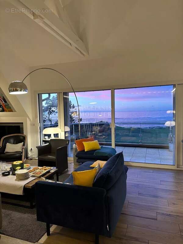 Appartement à DEAUVILLE