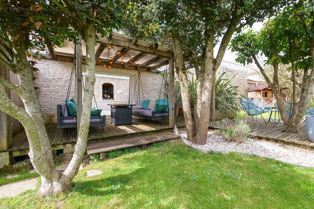 Maison à DOMPIERRE-SUR-MER