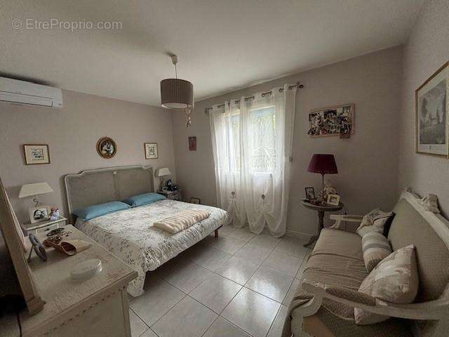   - Maison à TOULOUGES