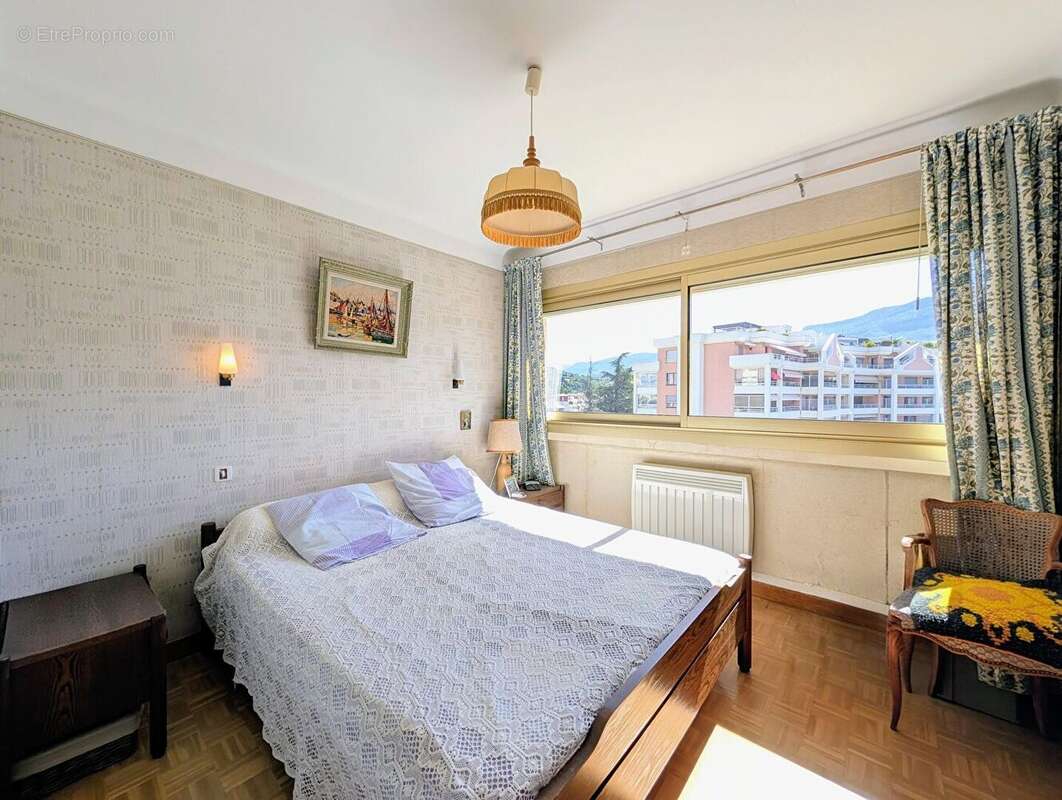 Appartement à AIX-LES-BAINS
