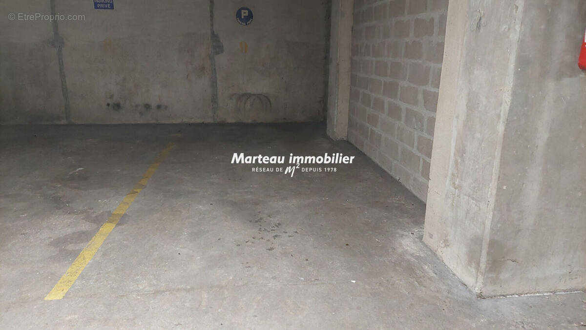 Parking à LE MANS