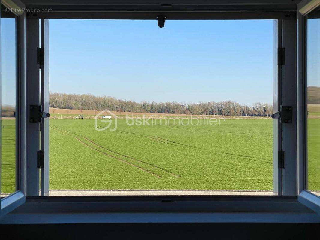 Appartement à VARREDDES