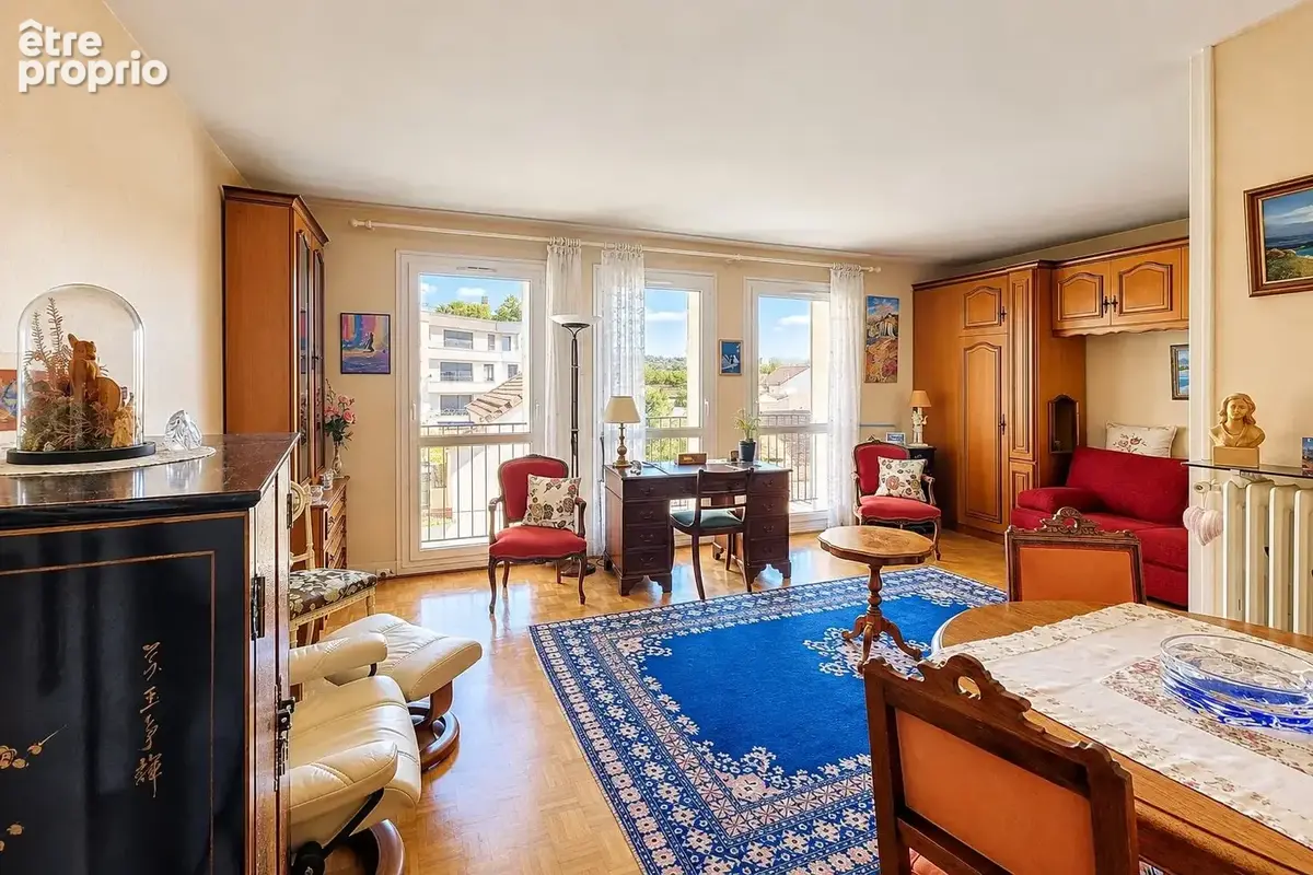 Appartement à SAINT-MAUR-DES-FOSSES