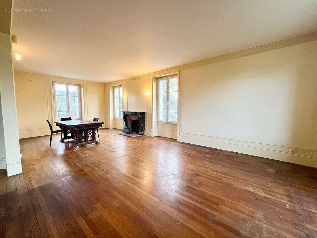 Maison à BRIE-COMTE-ROBERT