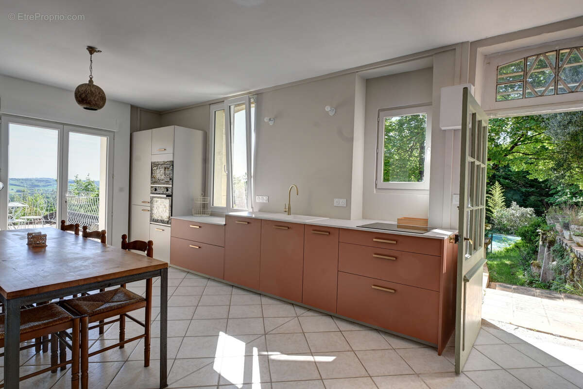 Maison à MONTPEZAT