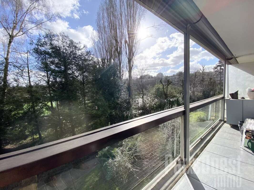 Appartement à VILLE-D'AVRAY