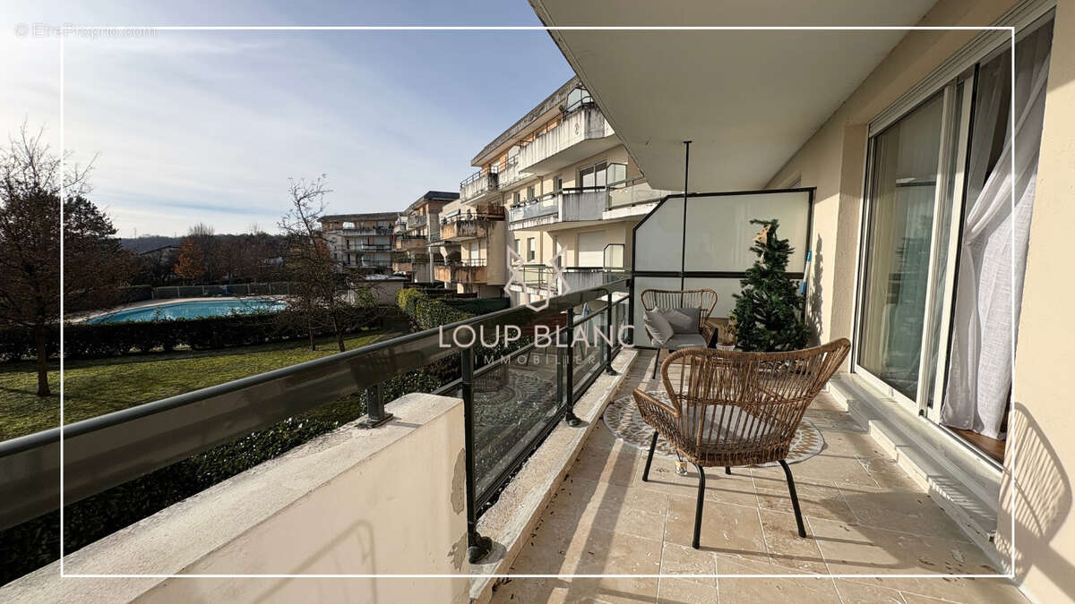 Appartement à SAINTE-SUZANNE