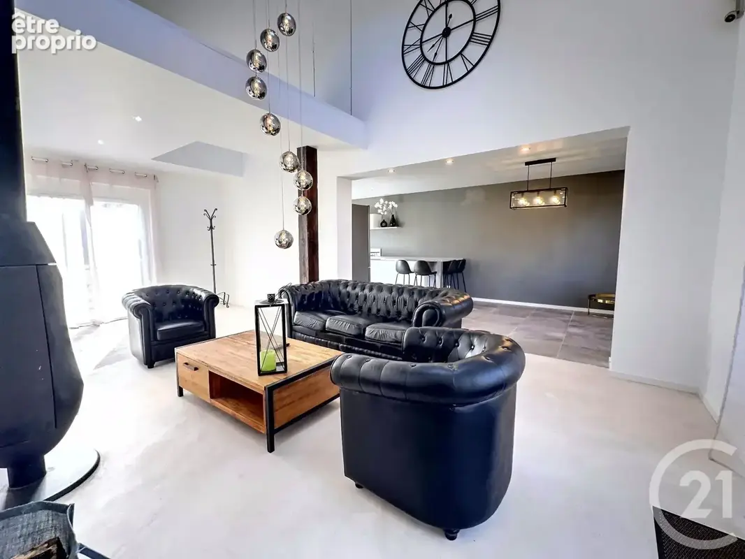 Maison 4 pièces 102 m² à vendre à Ligny-Le-Ribault (45240) - photo 4