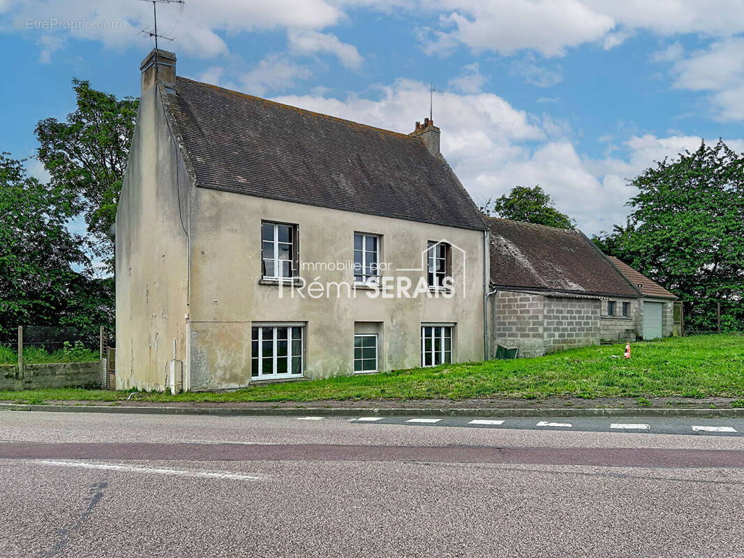 Maison à POTIGNY