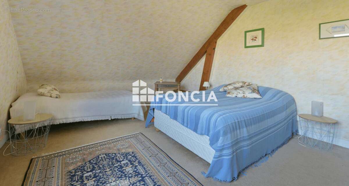 Maison à FRESNAY-SUR-SARTHE