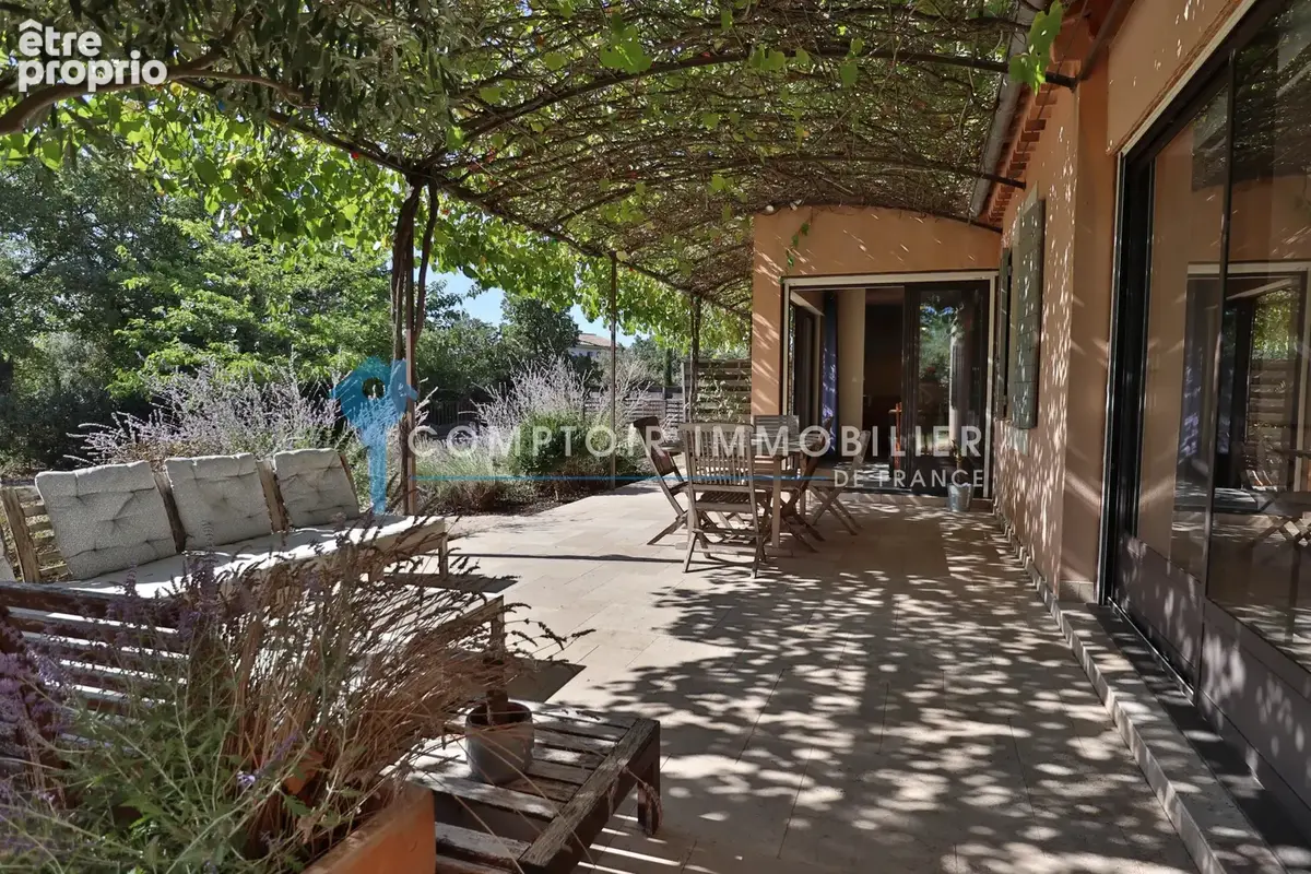 Dept 84 - Saint-Saturnin les Apt - Ravissante maison de 195 m2 habitables avec piscine - photo 22