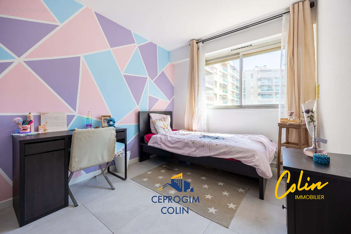 Appartement 87 m² à Marseille-6e  - photo 8