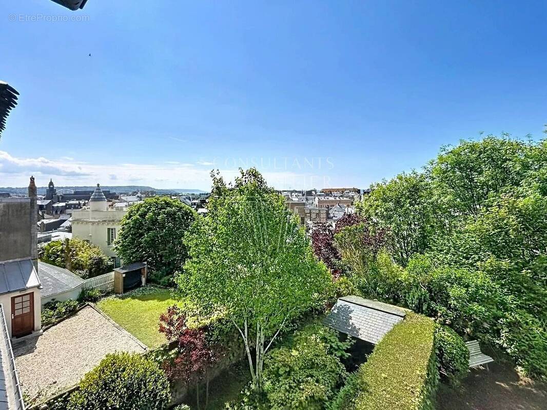 Appartement à TROUVILLE-SUR-MER