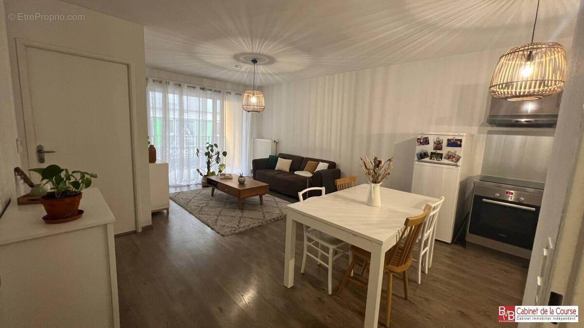 Appartement à BORDEAUX