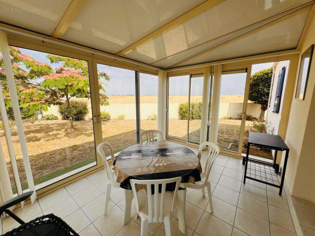 Maison à LONGEVILLE-SUR-MER