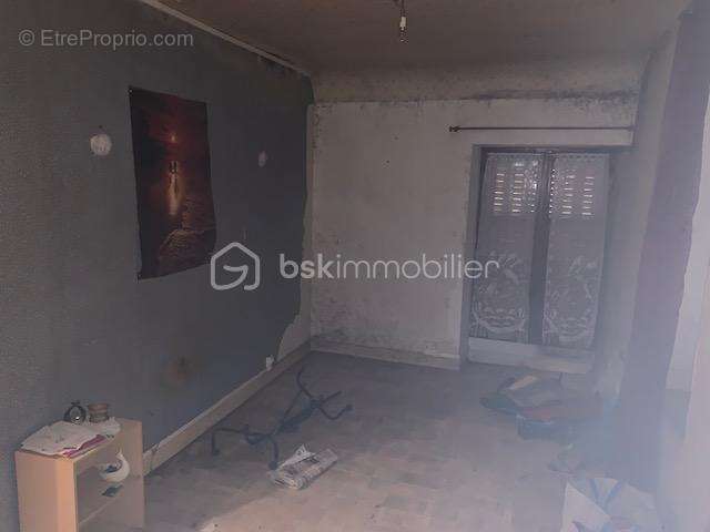 Maison à ENTRAINS-SUR-NOHAIN