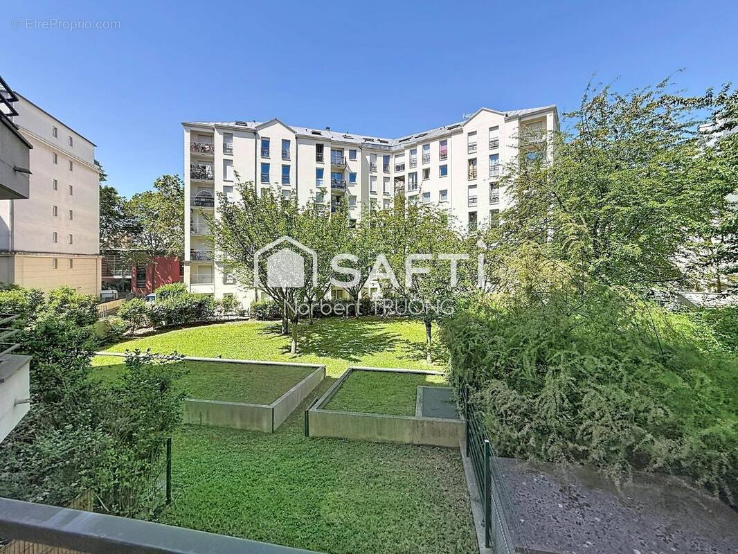 Photo 1 - Appartement à ISSY-LES-MOULINEAUX