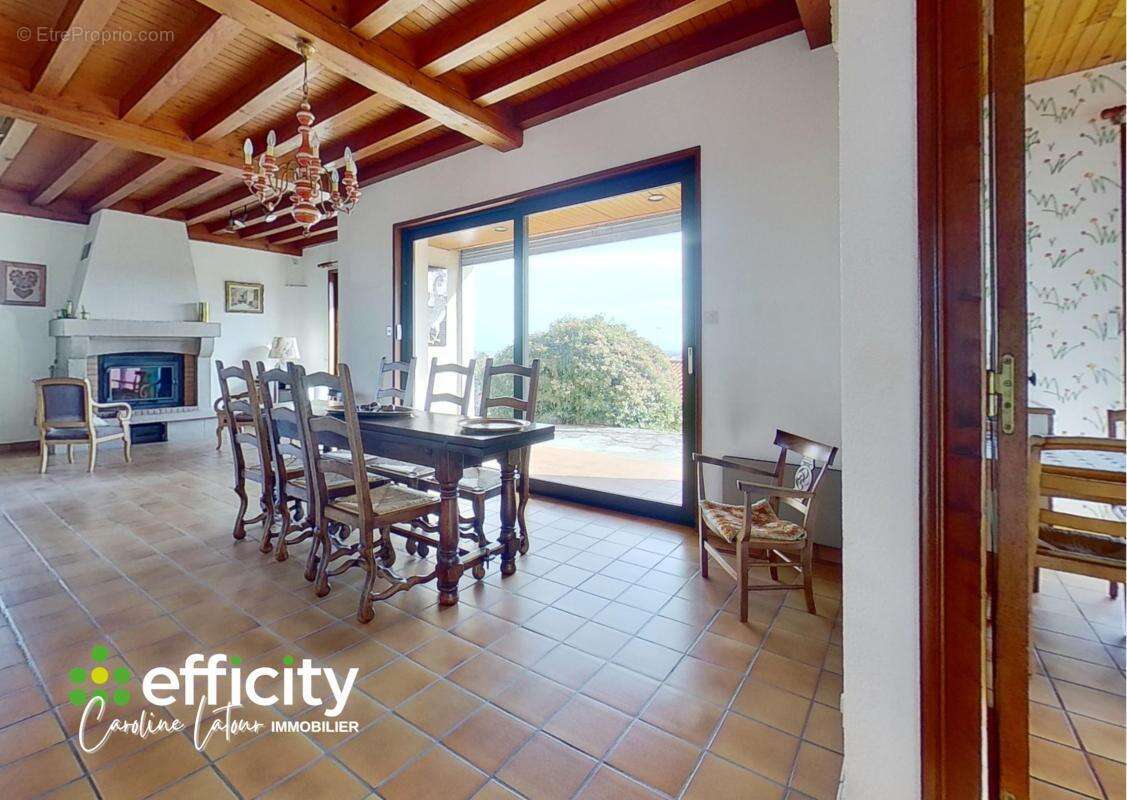 Maison à MONTBRISON