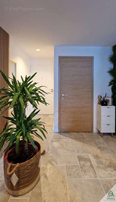 Appartement à SASSENAGE