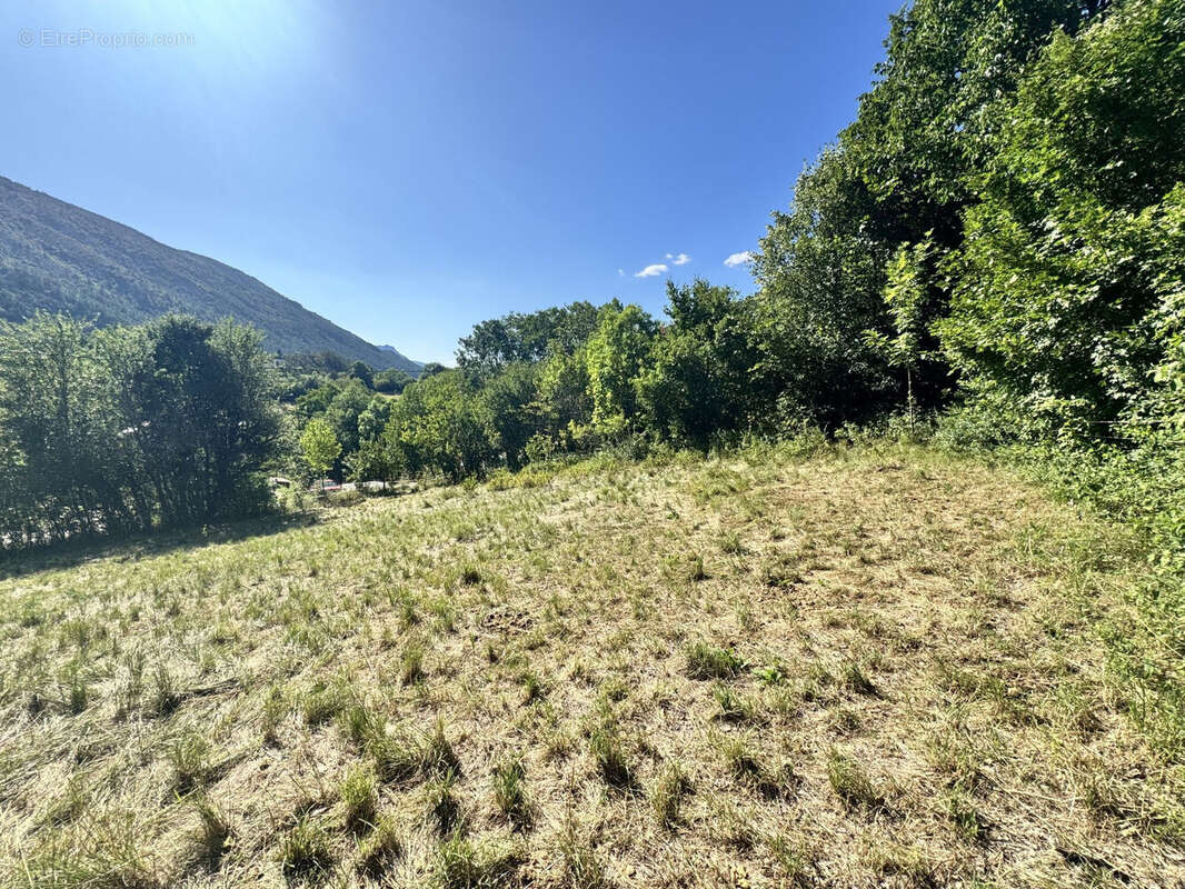 Terrain à LA GARDE