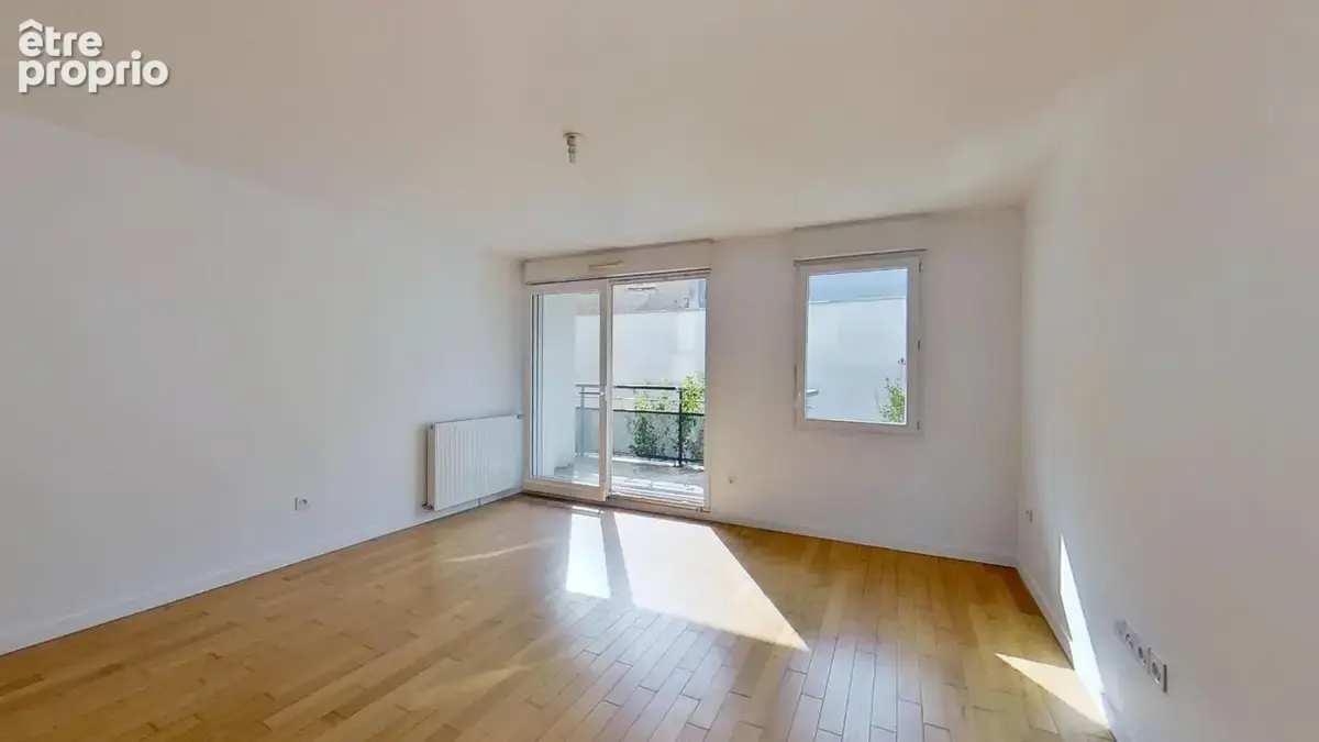 Appartement 3 pièces traversant avec balcon – Quartier des Coutures – Métro Robespierre à 400 m - photo 2