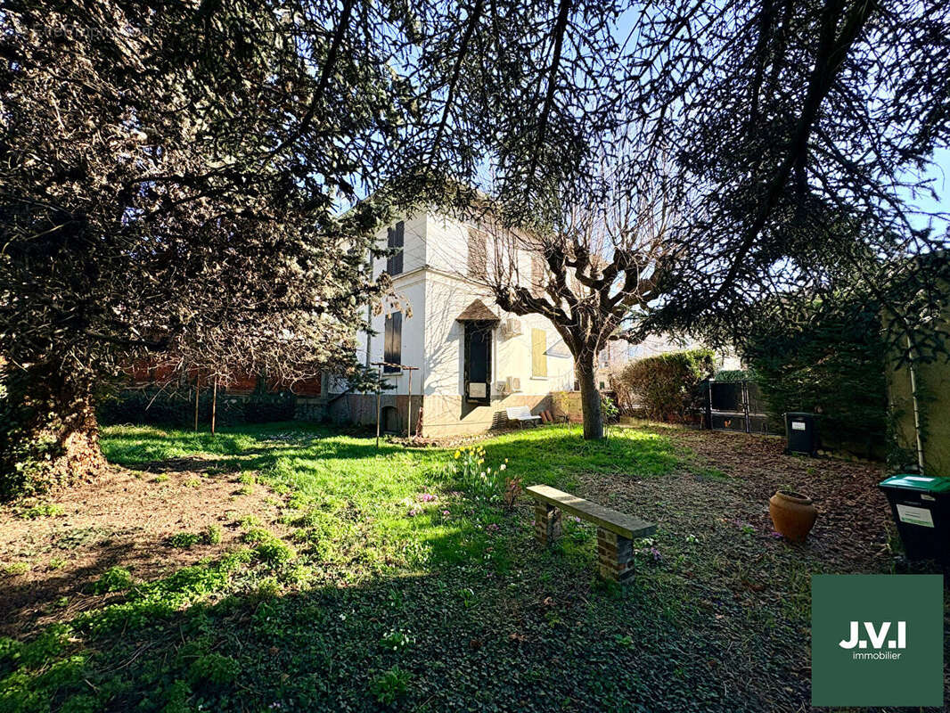 Maison à MONTMORENCY