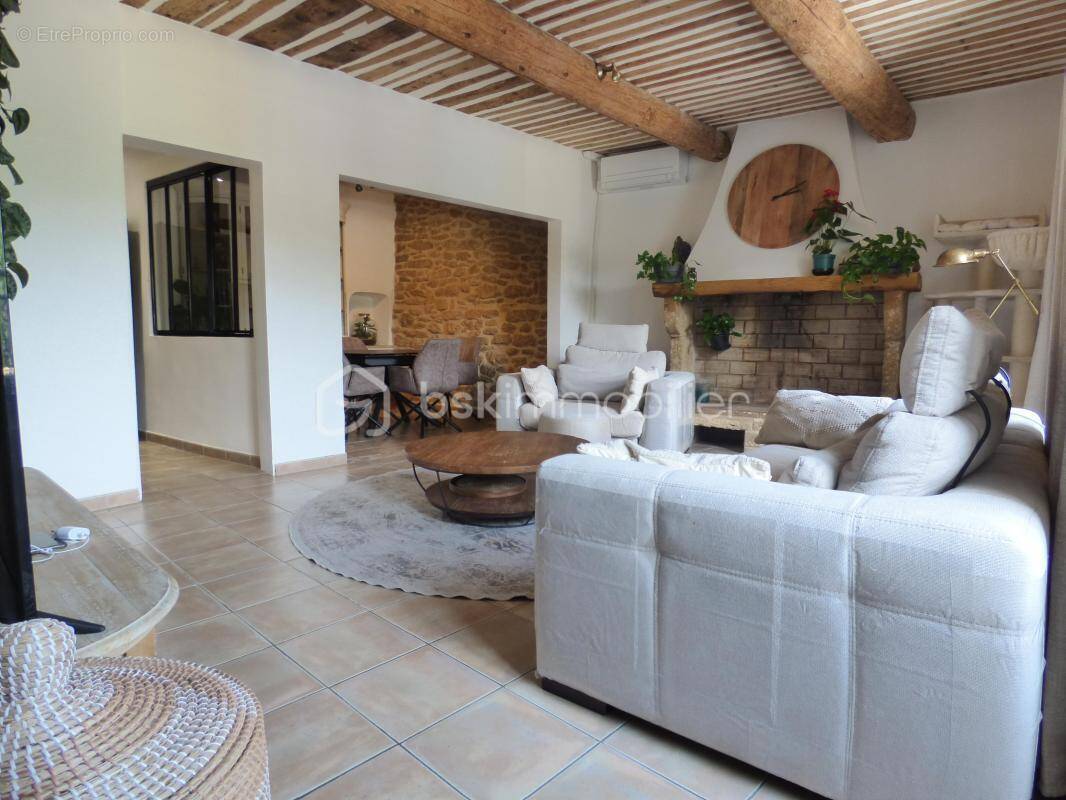 Maison à GRANS