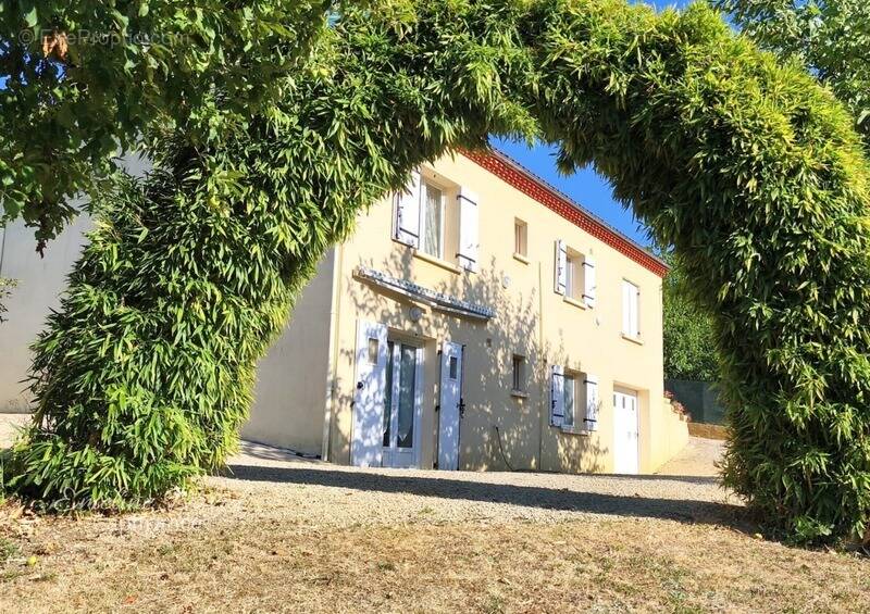Maison à SARLAT-LA-CANEDA