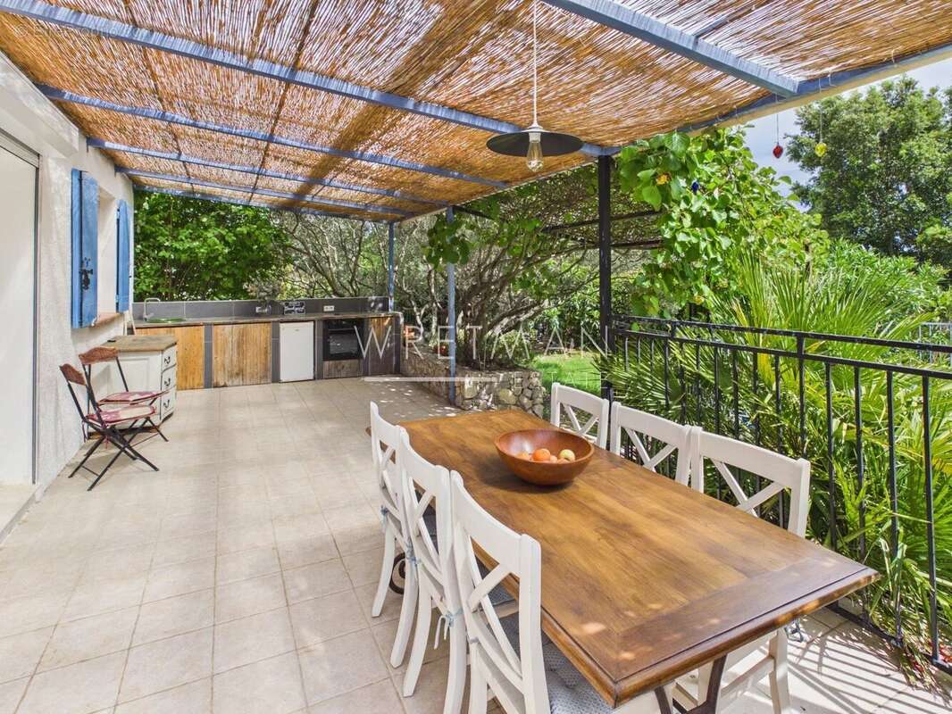 Maison à TRANS-EN-PROVENCE