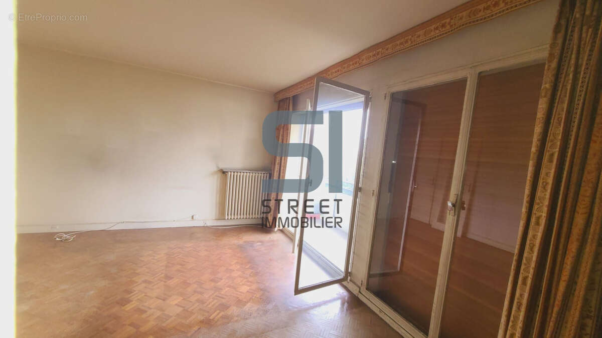 Appartement à ASNIERES-SUR-SEINE