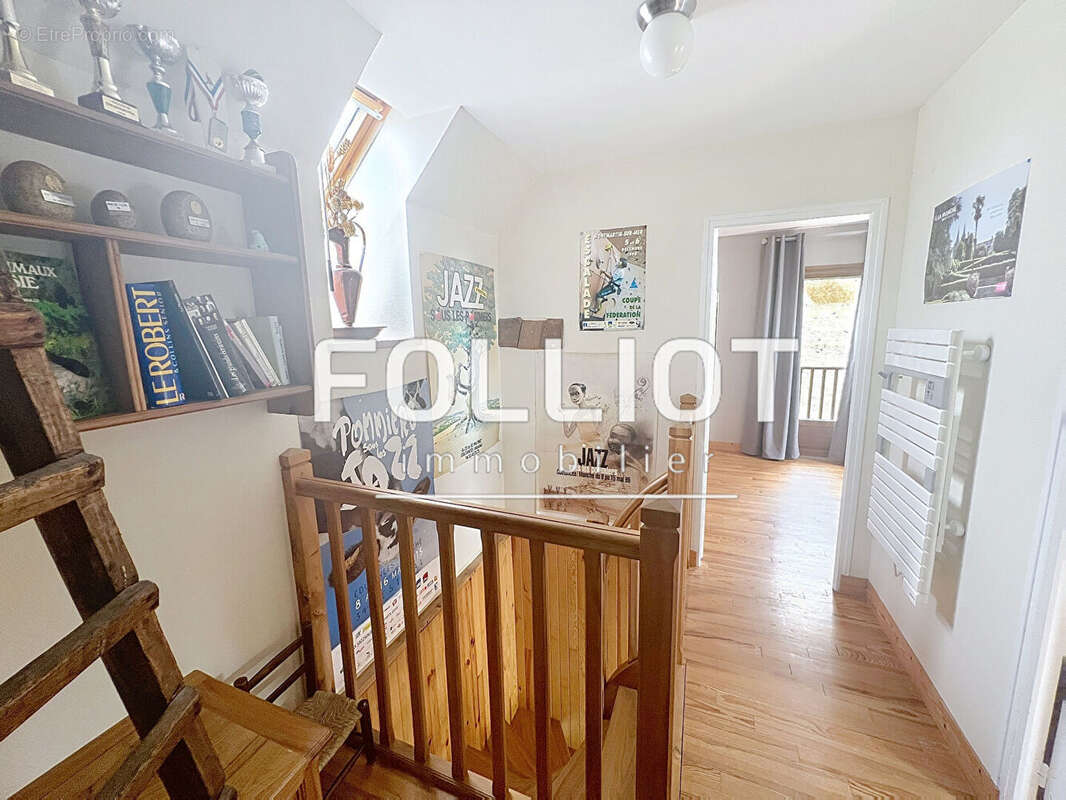 Maison à BRICQUEVILLE-LA-BLOUETTE
