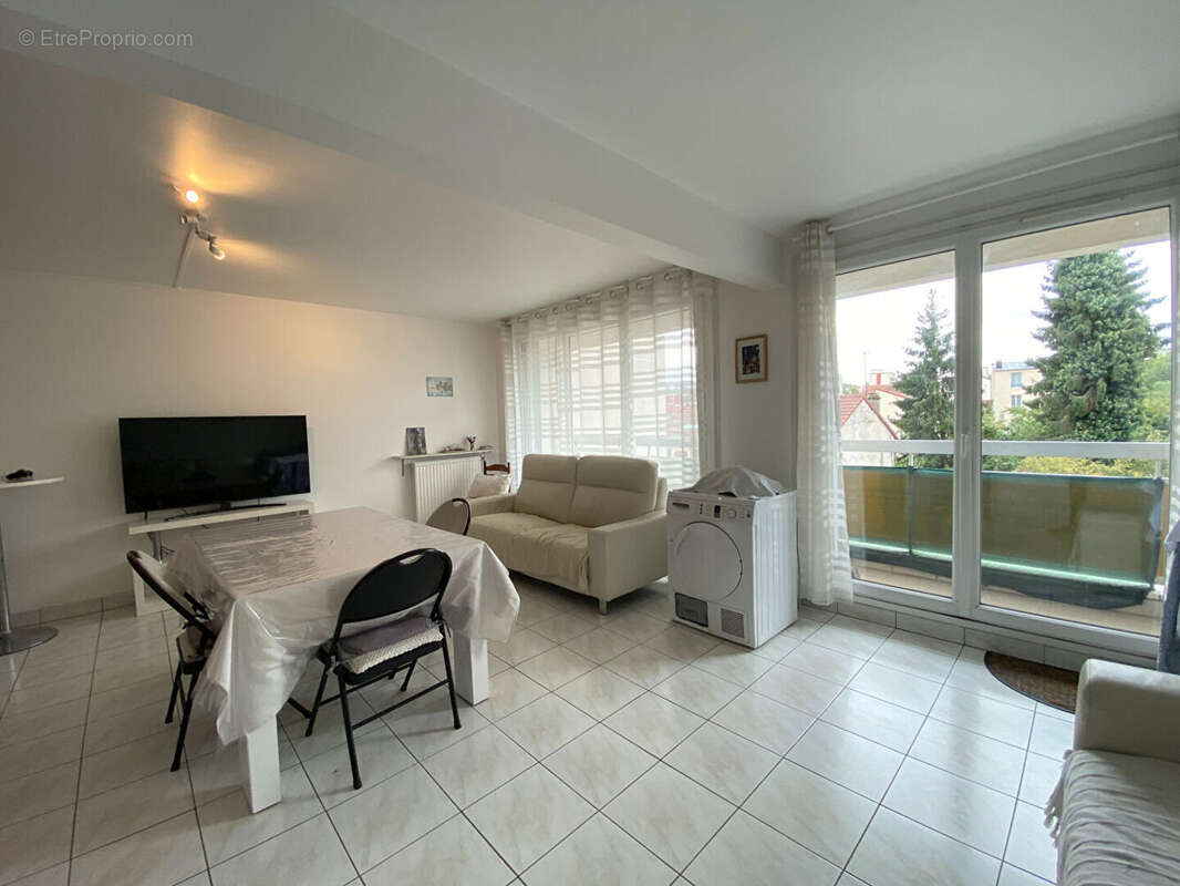 Appartement à NOISY-LE-SEC