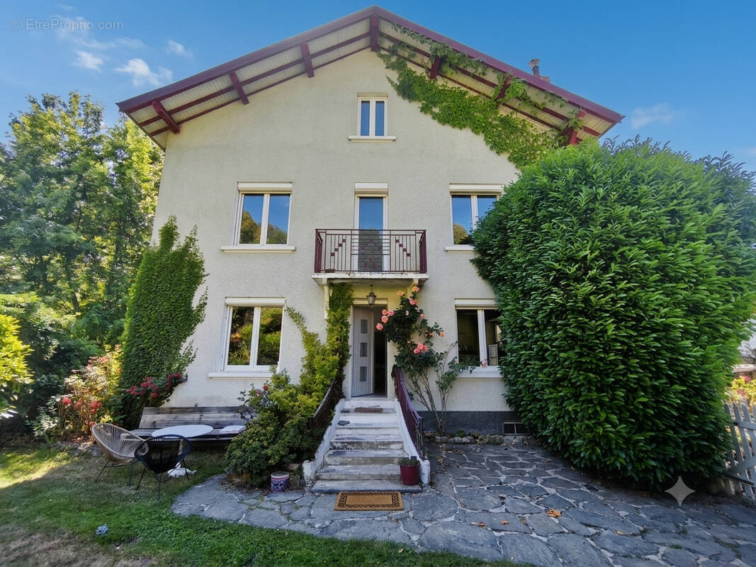 Maison à SAINT-MARTIN-DES-OLMES