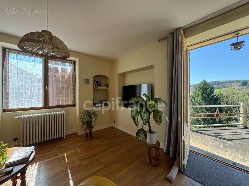 Maison à CHATEAU-CHINON(VILLE)