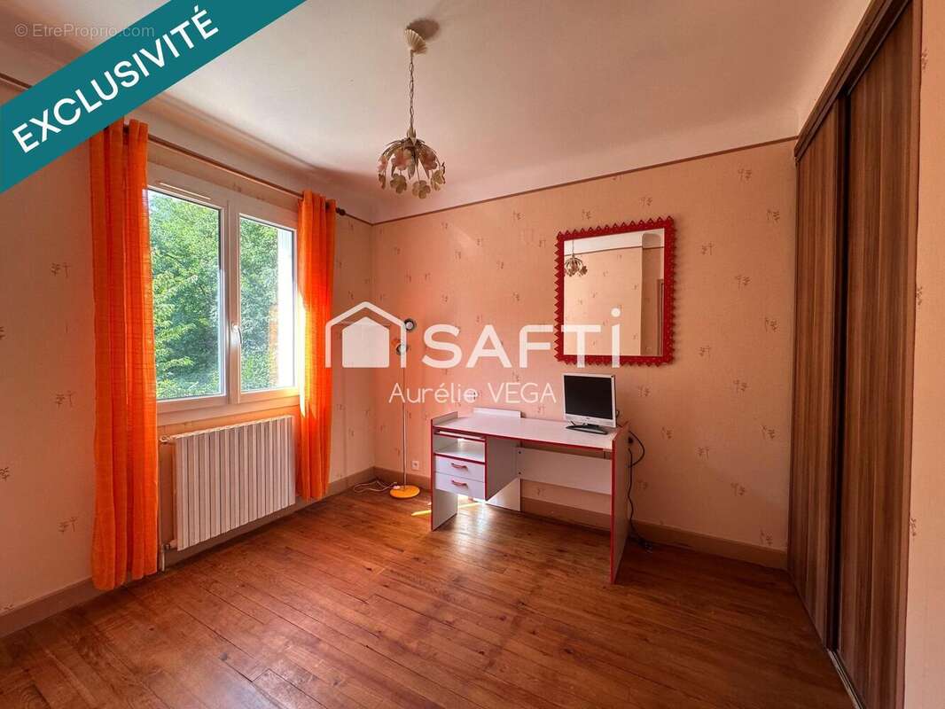 Maison 100 m² à Sainte-Colombe-Sur-L'hers  - photo 9